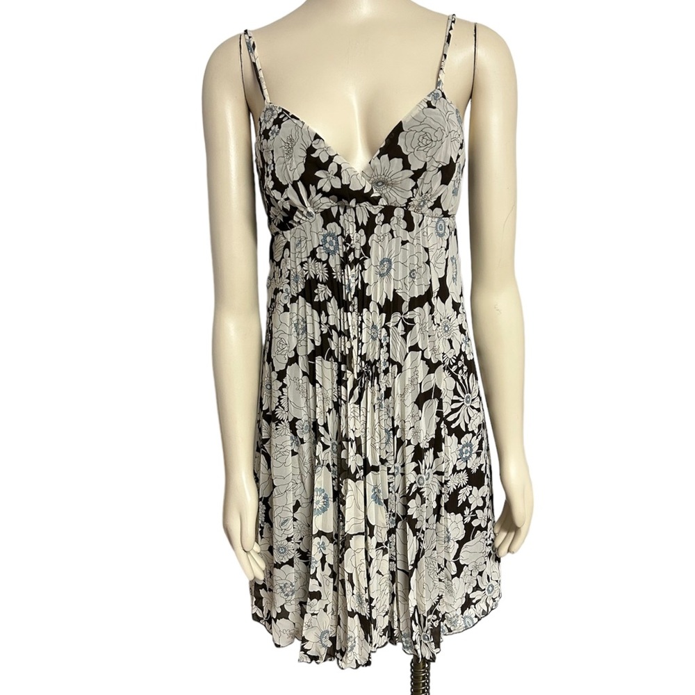 Reference Brown Cream Pleated Dress‎ Womens Medium.